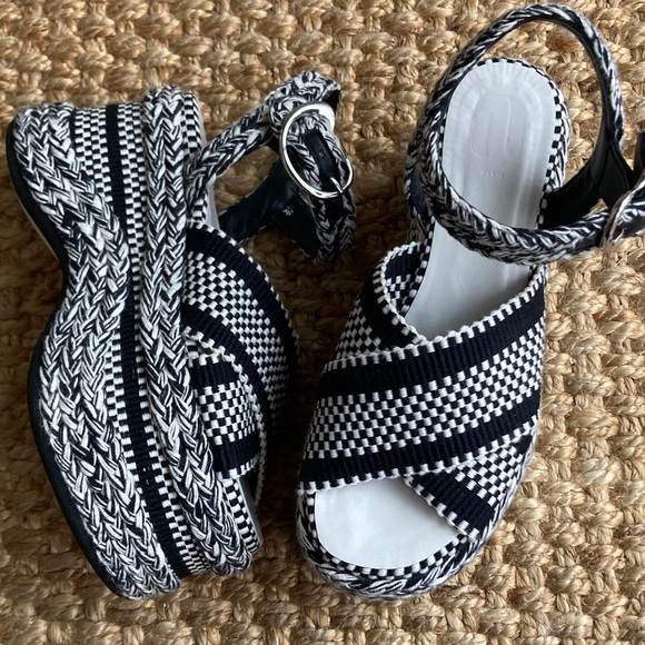 Amambaih Gala Platform. Size 36 - Picture 6 of 16